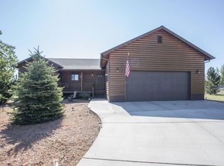 2748 Pine View Ct, Overgaard, AZ 85933