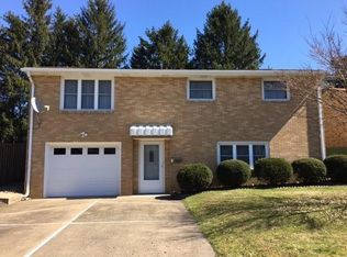 2728 Harbison St, Natrona Heights, PA 15065