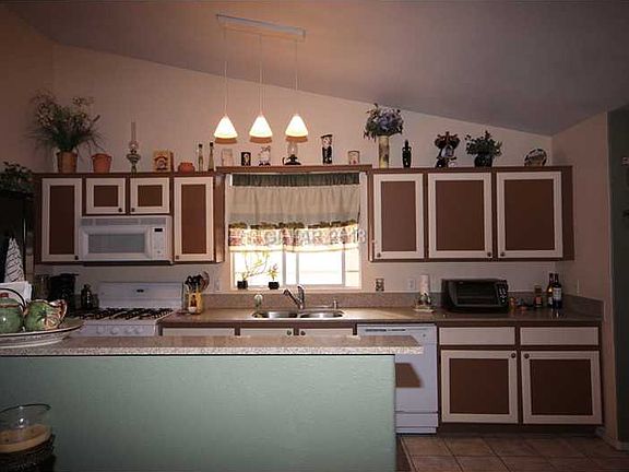 4th image of 819 Verde Canyon Dr