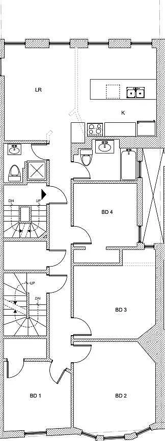 4 bed, $6,600 — Photo 1