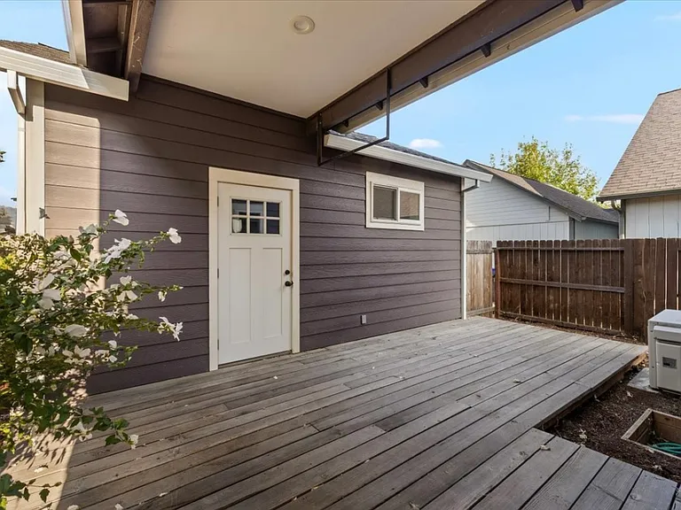 245 Wintersage Cir — Photo 13