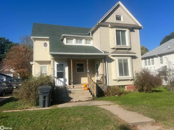 709 N B St, Oskaloosa, IA 52577