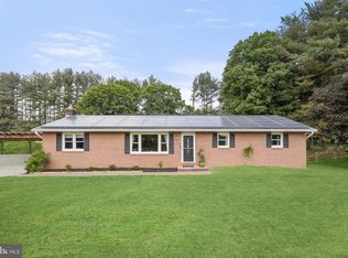 4122 London Bridge Rd, Sykesville, MD 21784