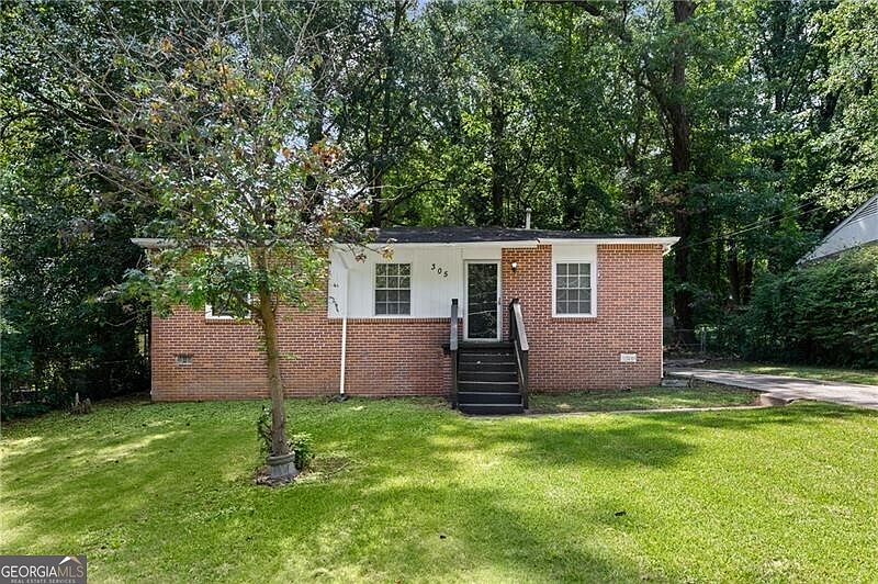1st image of 305 Banberry Dr SE