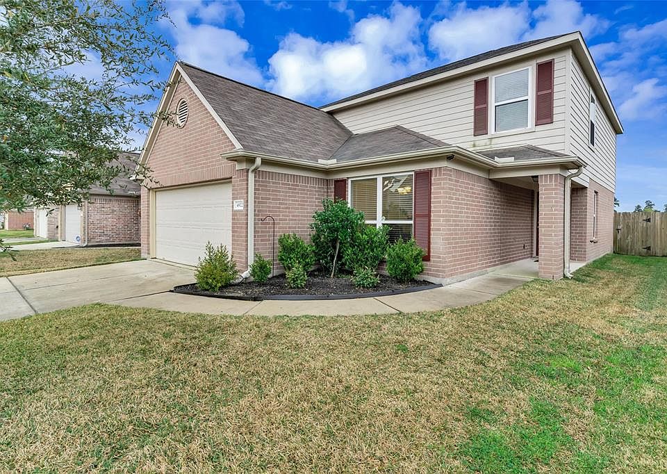 1st image of 4922 Fair Oak Dale Ln
