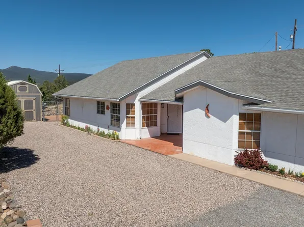 27 Copper Ridge Dr, Silver City, NM 88061