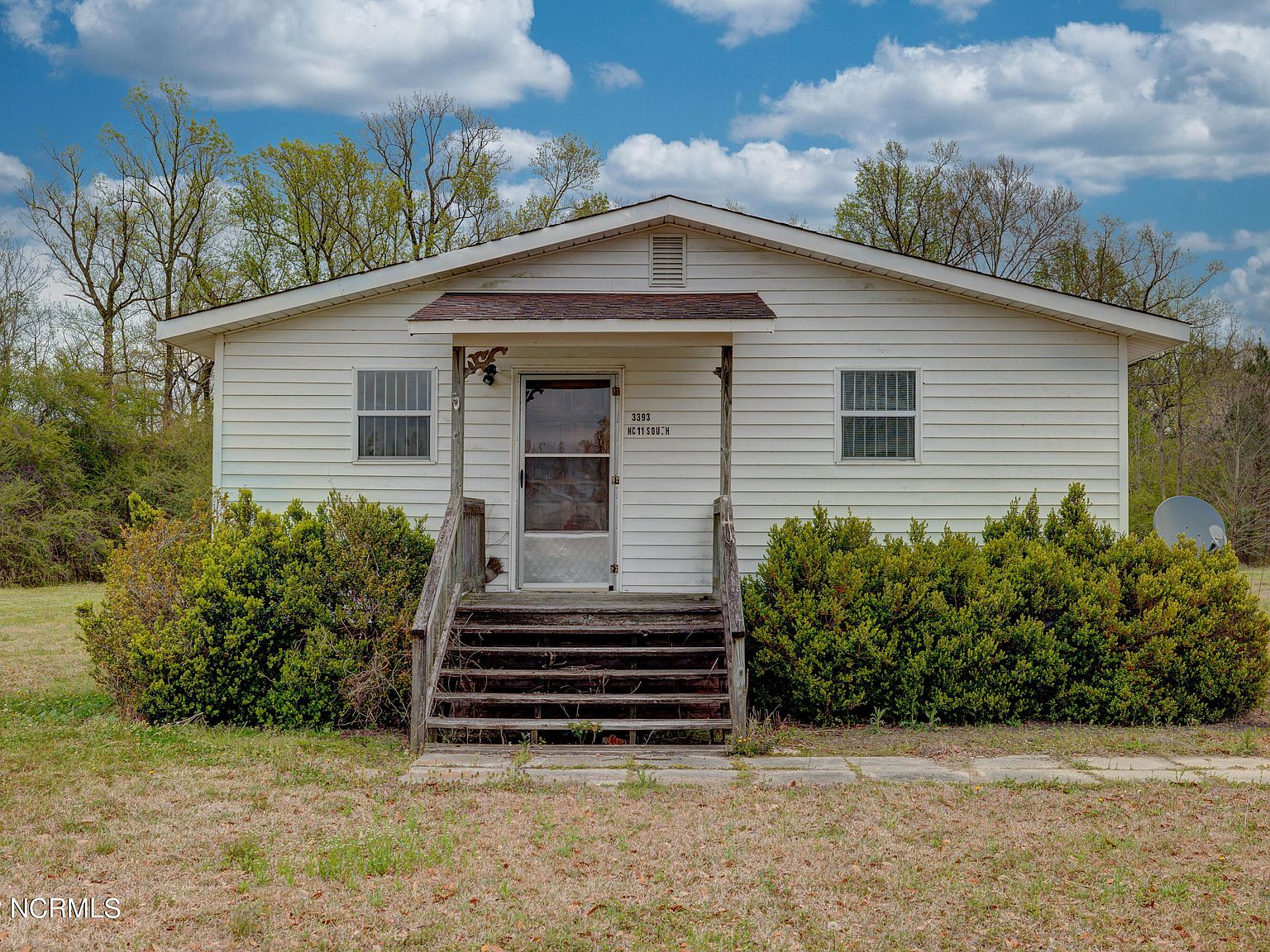 3393 Nc 11, Teachey, NC 28464 Zillow