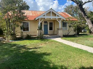 546 Waring Welfare Rd, Waring, TX 78074