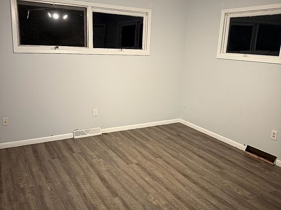 3rd image of 18072 Meadow Ln