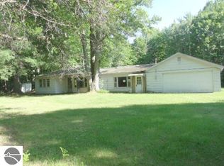 8903 Ora Lake Rd, Hale, MI 48739