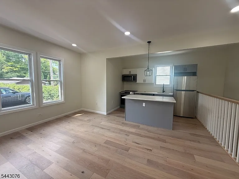 82 Grove St #2 — Photo 3