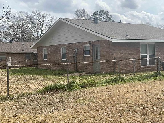 2nd image of 15447 Jester Ave