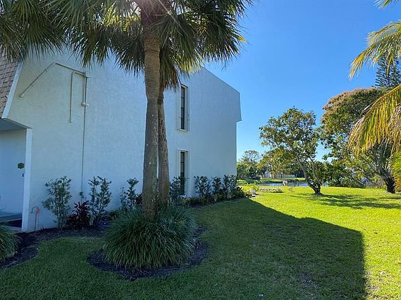 4th image of 540 Canal Point Way S #115A