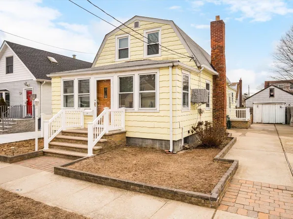 331 Doherty Avenue, Elmont, NY 11003