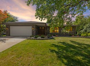 8445 Teebrook Dr, Orland Park, IL