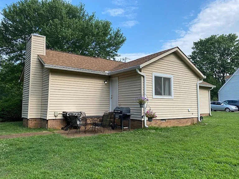 2075 Stonebrook Dr — Photo 13