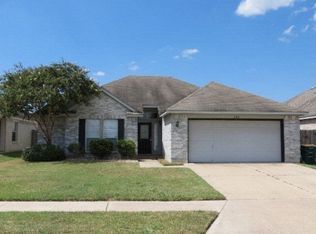 206 Arabian Dr, Victoria, TX 77904