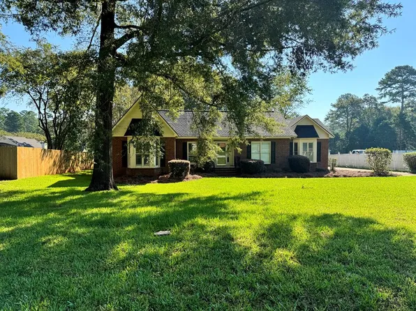 2824 Dunaway Dr, Albany, GA 31721