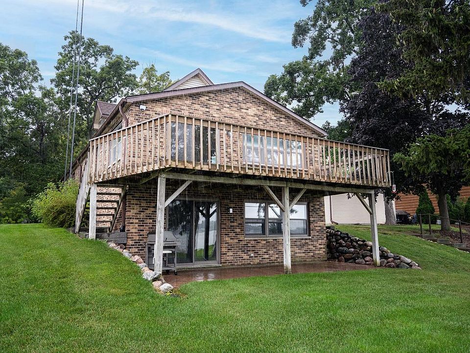 2215 Lakeshore DRIVE, Kansasville, WI 53139 Zillow