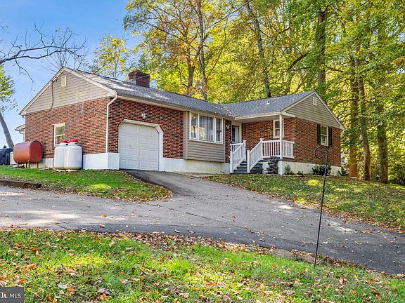 2nd image of 334 Spring Hill Rd
