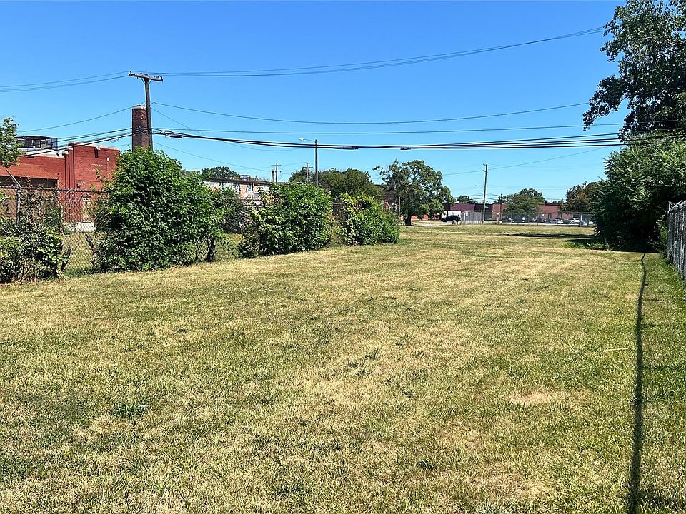 1st image of 2836 Saint Aubin St