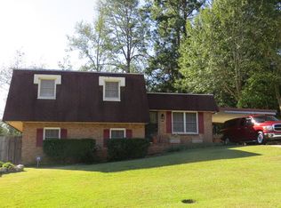 4512 Kings Point Dr, Columbus, GA 31909