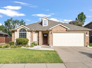 520 Pinto Ln, Forney, TX 75126