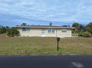 858 E 7th St, Englewood, FL 34223
