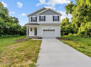 455 S Gaines St, Southern Pines, NC 28387