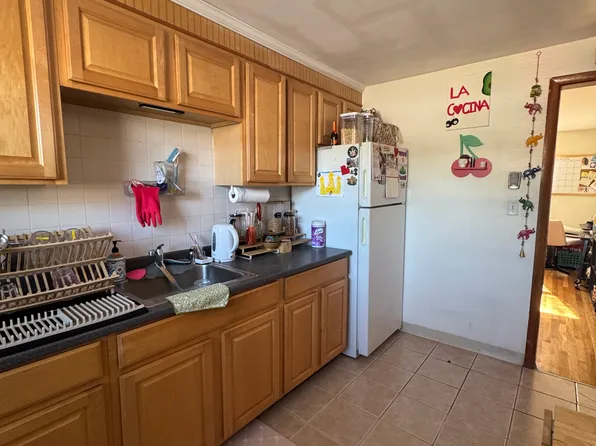 (undisclosed Address), Watertown, MA 02472