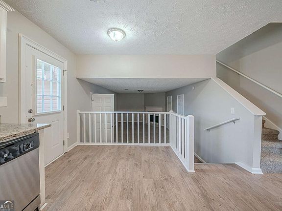 5th image of 2183 Ramblewood Cir
