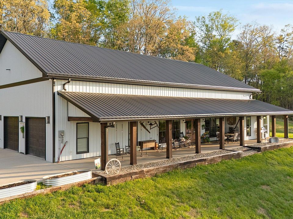 1st image of 211 Brown Rd