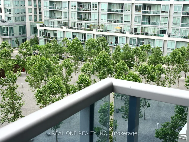 500 Sherbourne St #506 — Photo 4