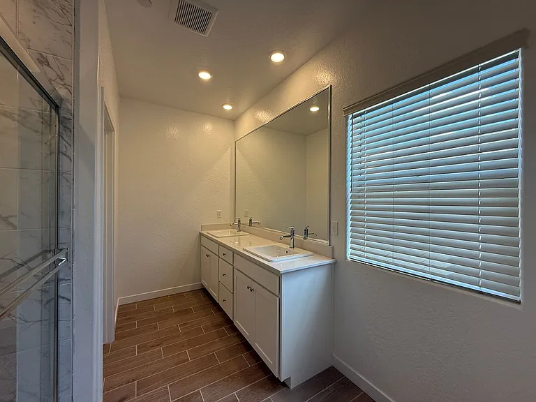 1036 Fruitwood Ave — Photo 48