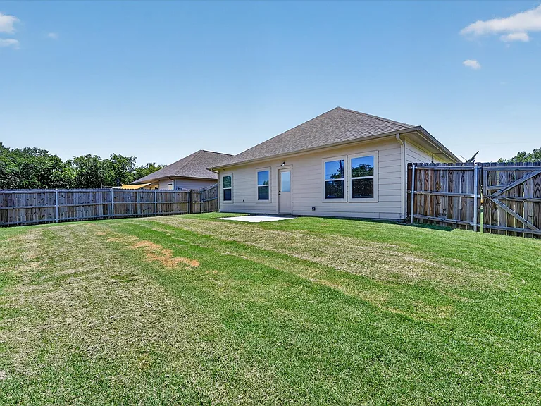 225 Sante Fe St — Photo 27
