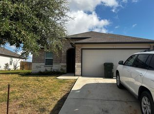 205 Lily Pond Trl, San Marcos, TX 78666