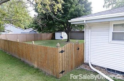 4th image of 9411 W Grantosa Dr