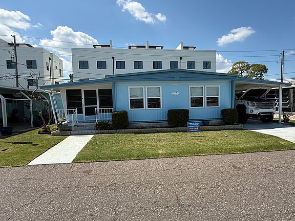 2nd image of 10370 1st Ln N #10370