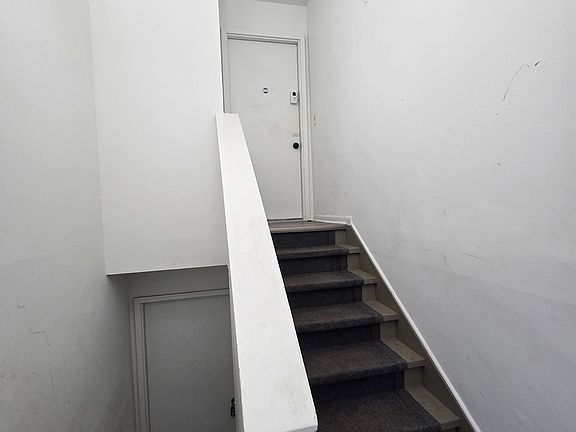 5th image of 1238-1240 Thomas Dr