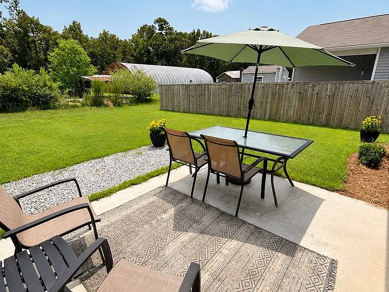 428 Lundby Dr — Photo 36