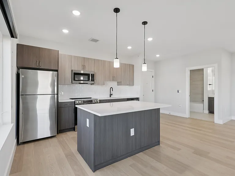 Spacious modern kitchen