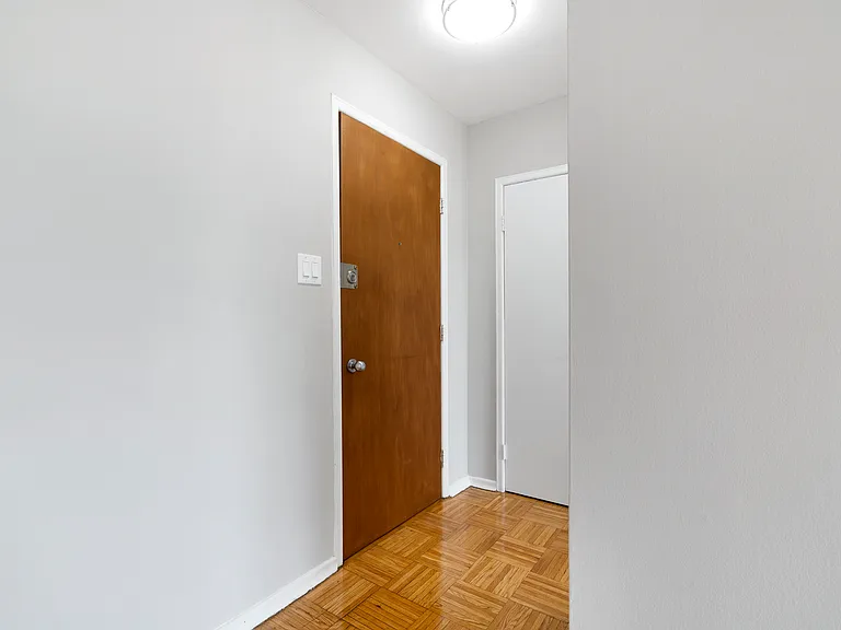 183 Berry Rd — Photo 17