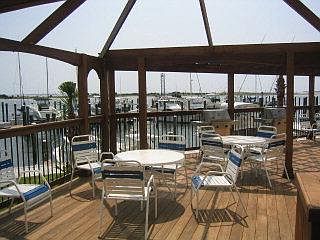 3rd image of 308 OLDE TOWNE YACHT CLU #308