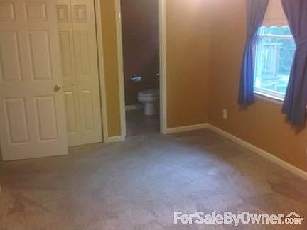 Master Bedroom
						:
						Master has en suite with shower. His and Hers closets.