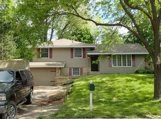 8309 Hemingway Ave S, Cottage Grove, MN 55016