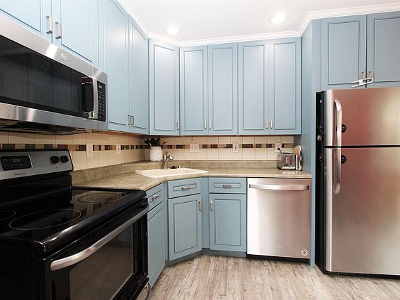 5th image of 2420 Robinwood Dr