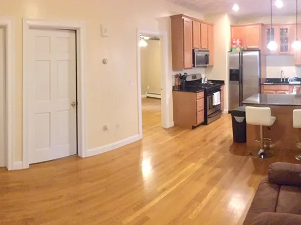 23R Armstrong St #1, Jamaica Plain, MA 02130
