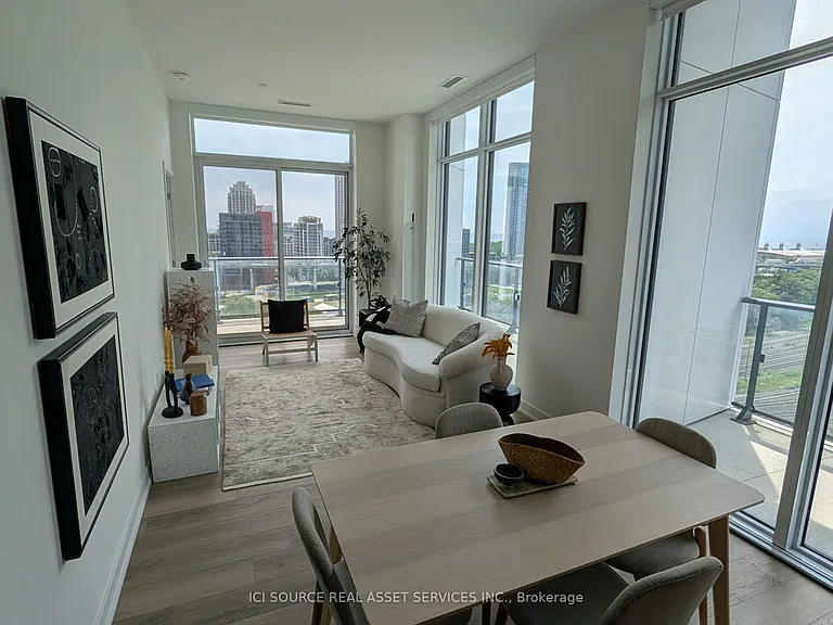 9 Tecumseth St #Penthouse 21 — Photo 4