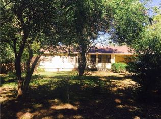 1528 W Kansas Ave, Chickasha, OK 73018