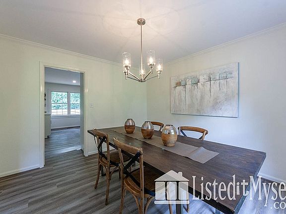 5th image of 2426 Gawain Dr